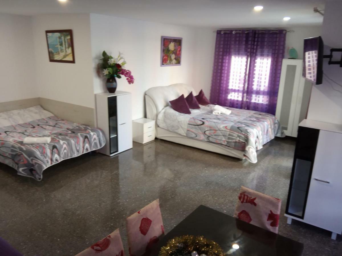 Guest House Lana Denia Exteriér fotografie